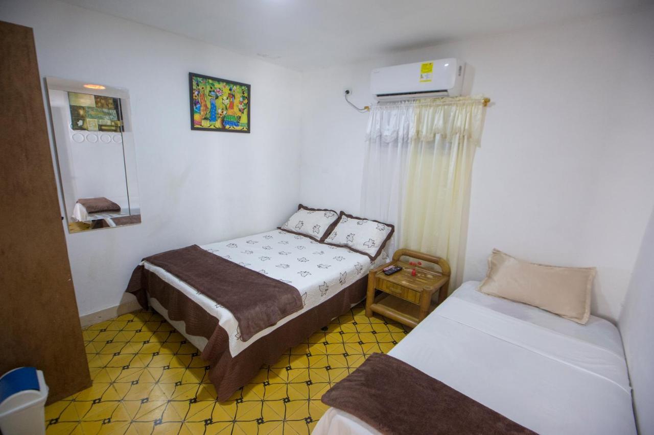 Casa Hostal Kristalu Cartagena Exteriör bild