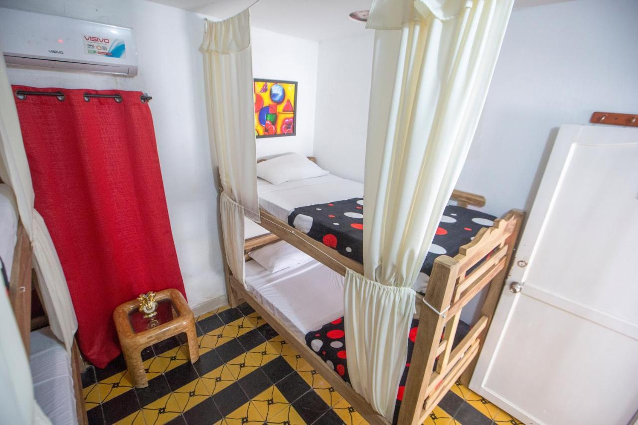 Casa Hostal Kristalu Cartagena Exteriör bild